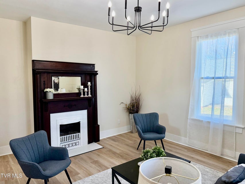 Photo #25: 908 Weaver Pike