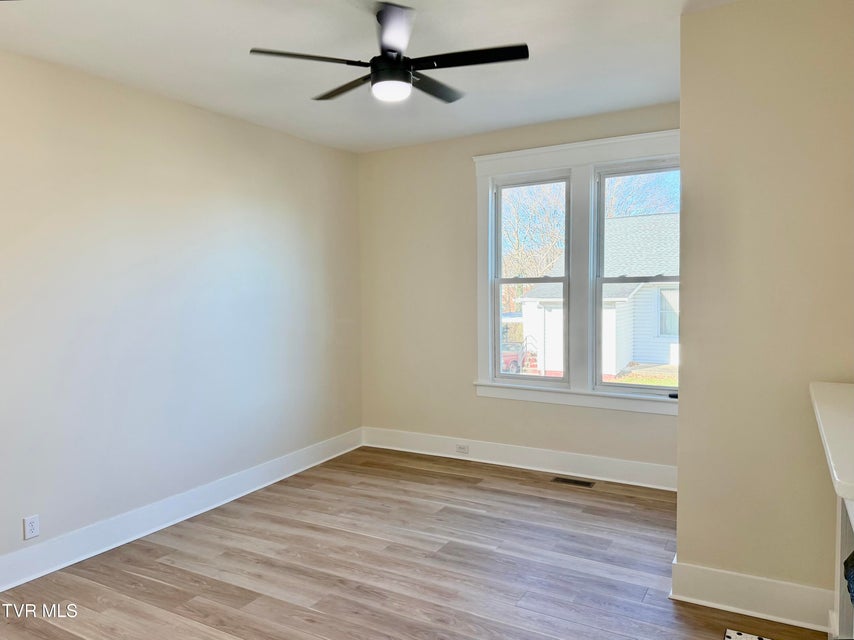 Photo #27: 908 Weaver Pike