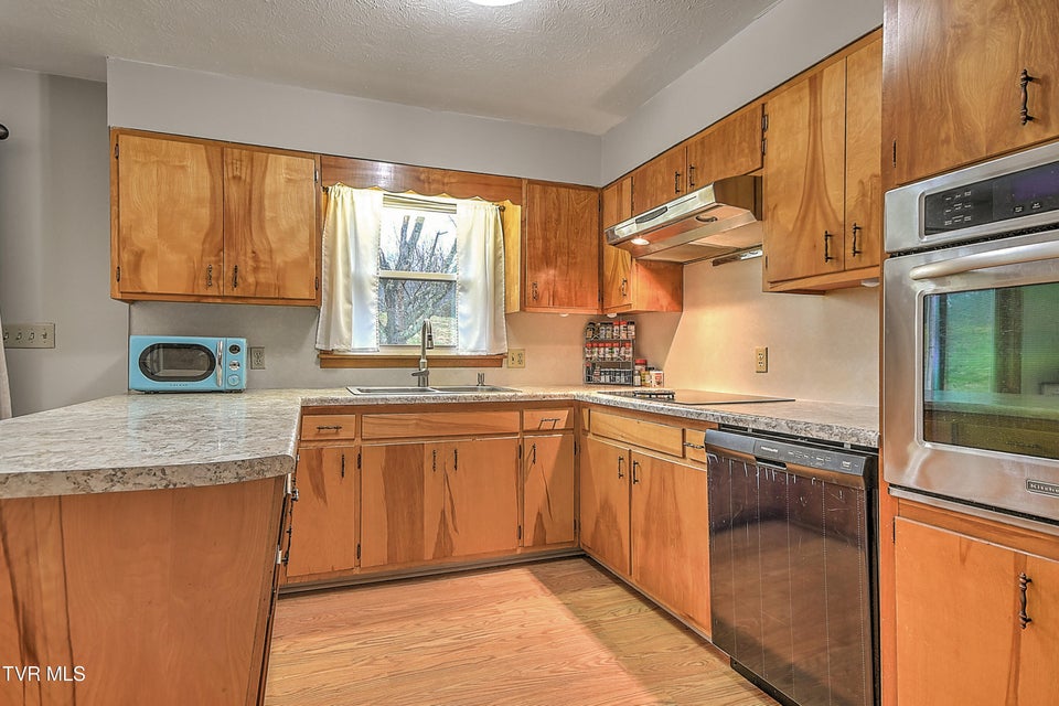 Photo #13: 4158 Ridge Road