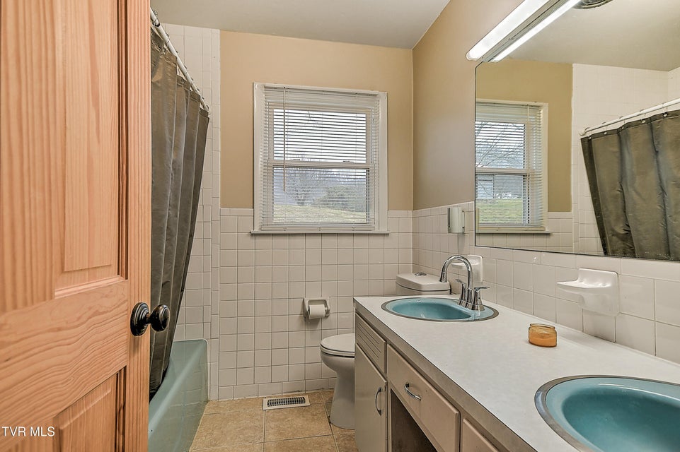 Photo #16: 4158 Ridge Road