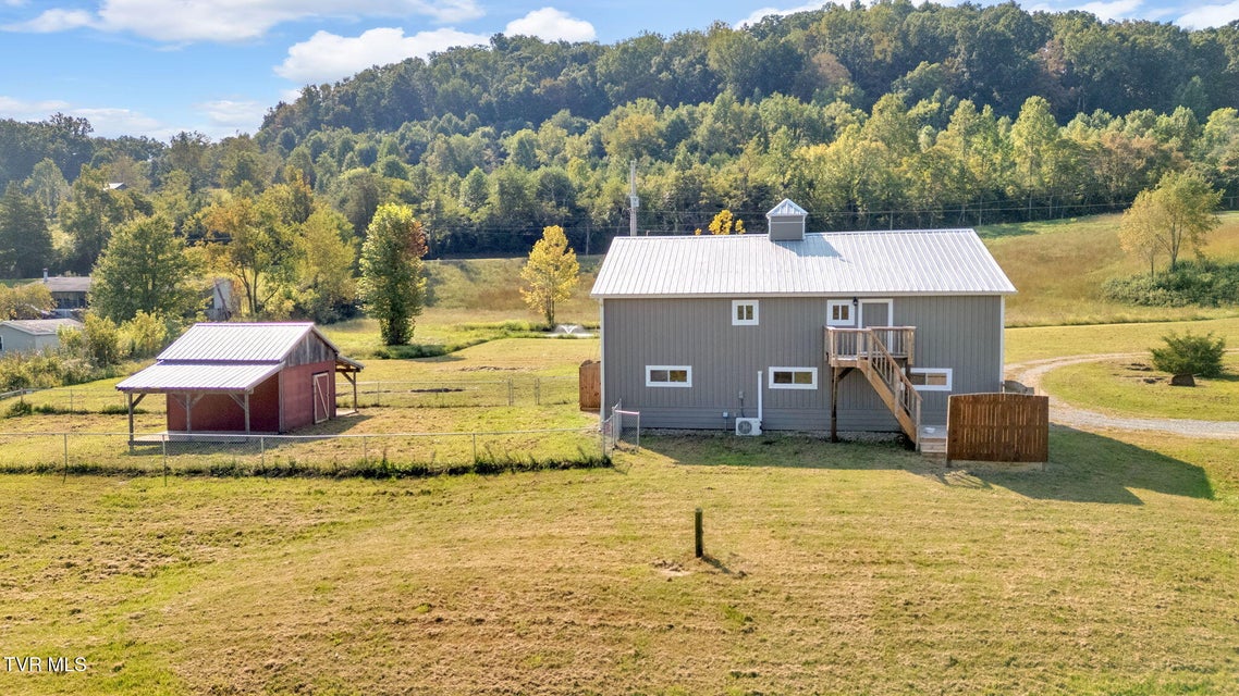 Photo #6: 118 Ellis Lane