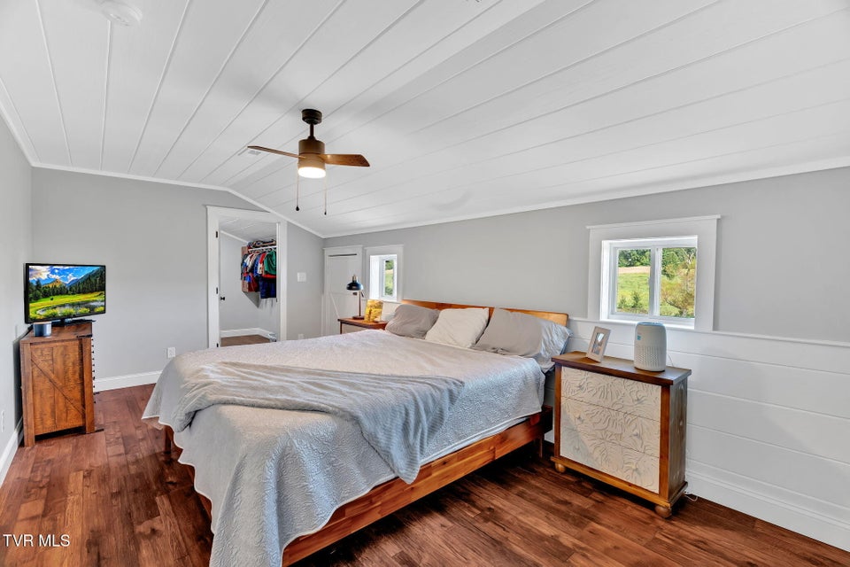 Photo #21: 118 Ellis Lane