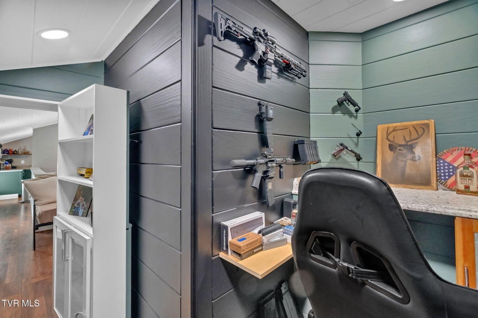 Photo #35: 118 Ellis Lane