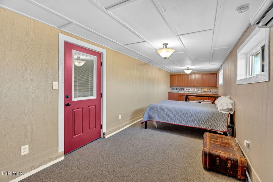 Photo #43: 118 Ellis Lane