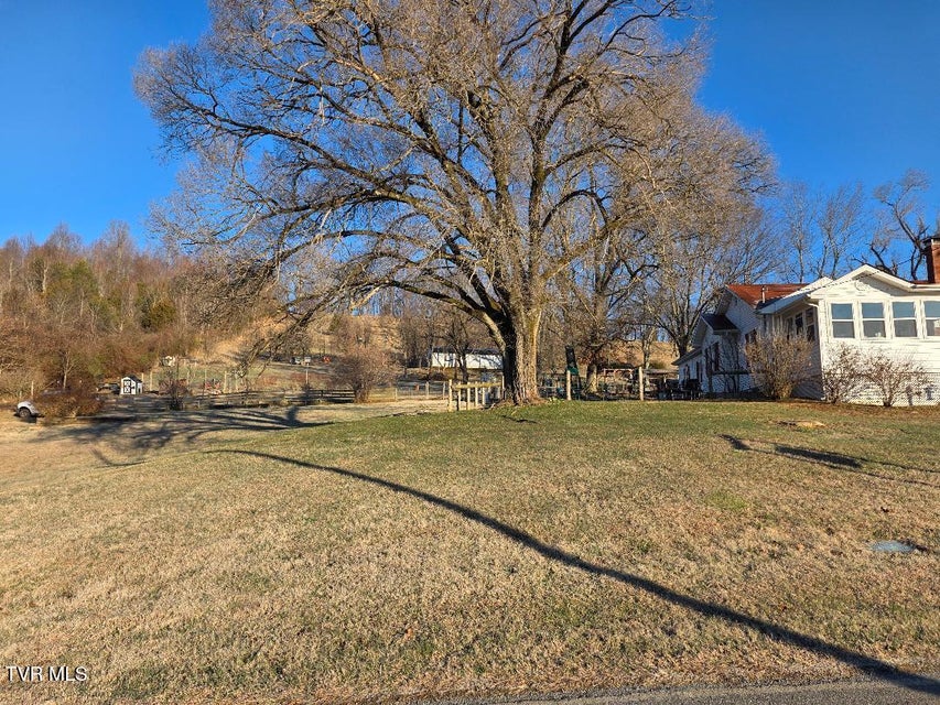 Photo #29: 174 Double Springs Road 