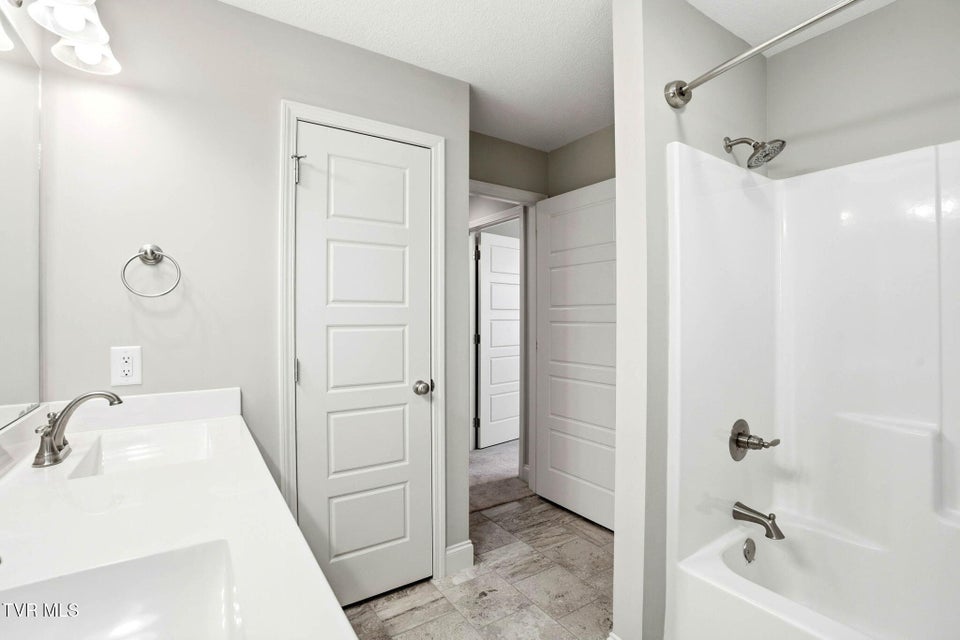 Photo #24: 1265 Lemongrass Drive