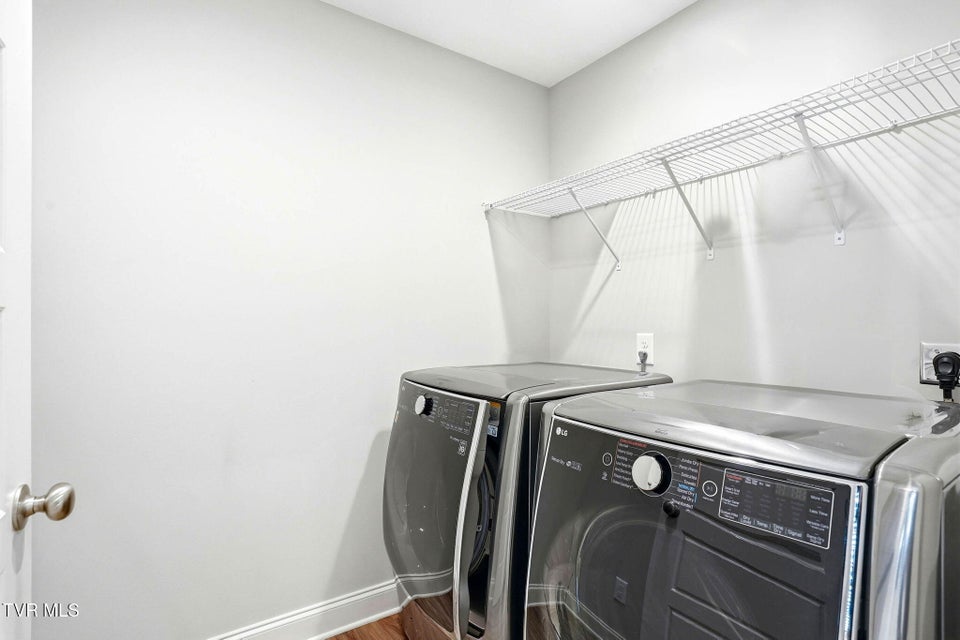 Photo #27: 1265 Lemongrass Drive