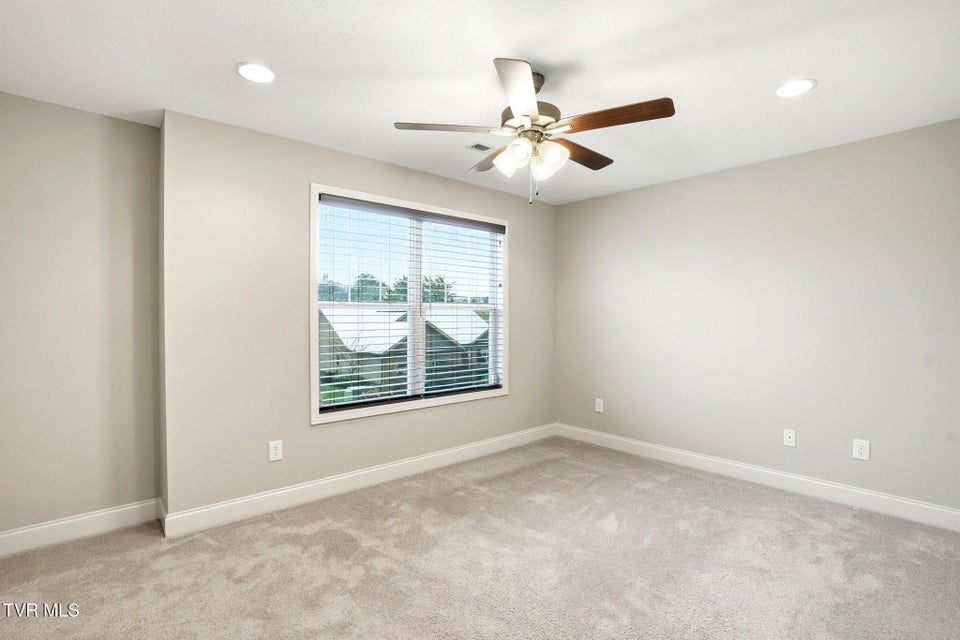 Photo #31: 1265 Lemongrass Drive