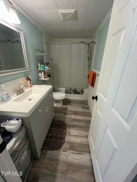 Photo #13: 401 Lucy Road