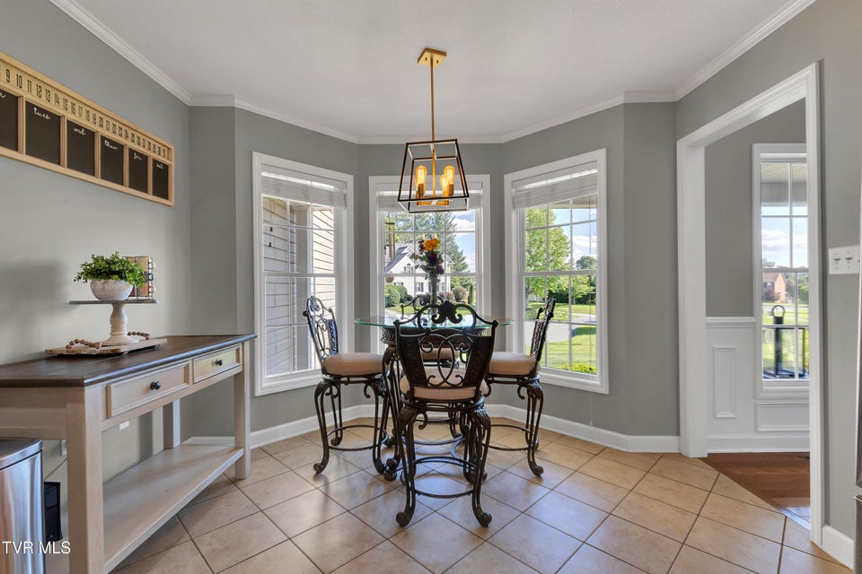 Photo #5: 509 Amelia Court