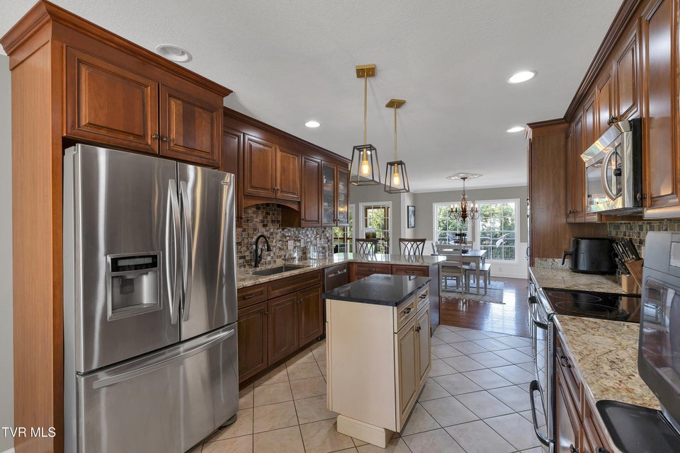 Photo #8: 509 Amelia Court