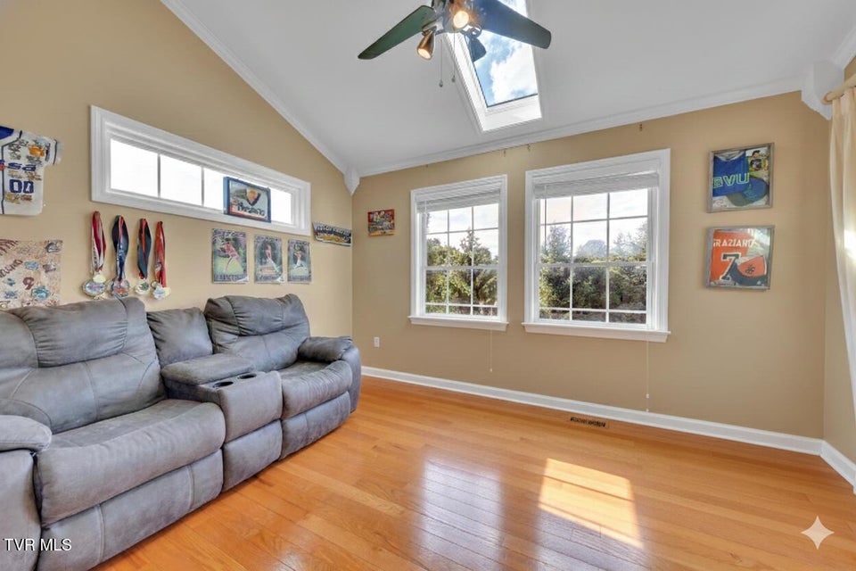 Photo #16: 509 Amelia Court