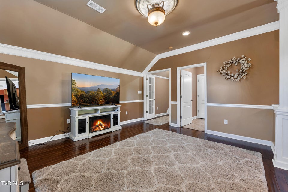 Photo #23: 509 Amelia Court