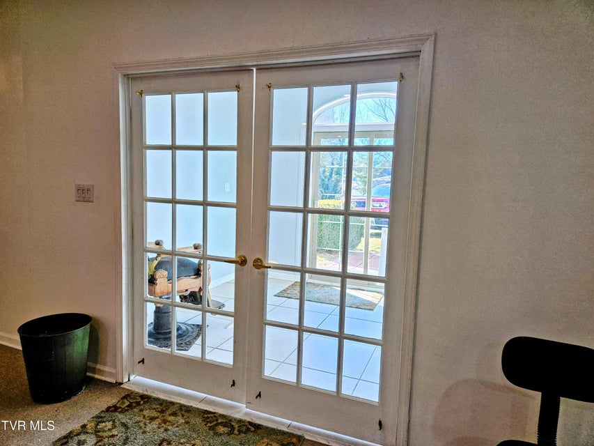 Photo #6: 106 Chrysler Drive