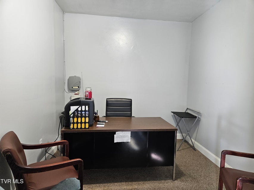 Photo #8: 106 Chrysler Drive