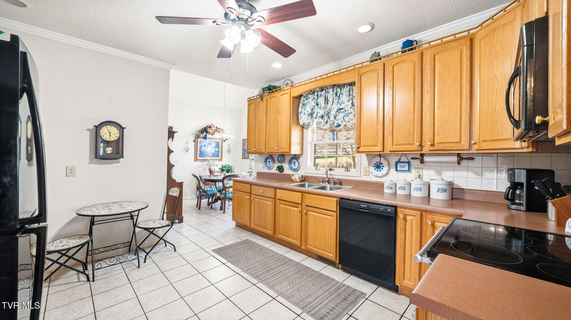 Photo #8: 1218 Glen Abbey Way