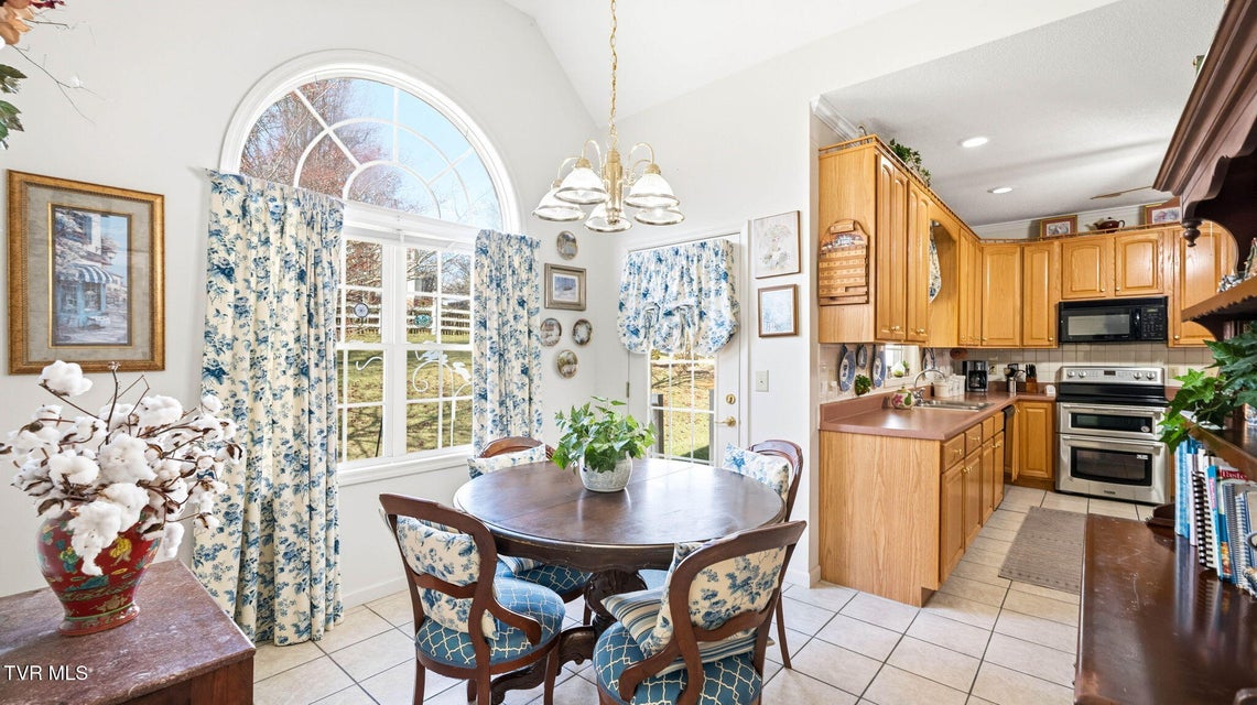 Photo #9: 1218 Glen Abbey Way