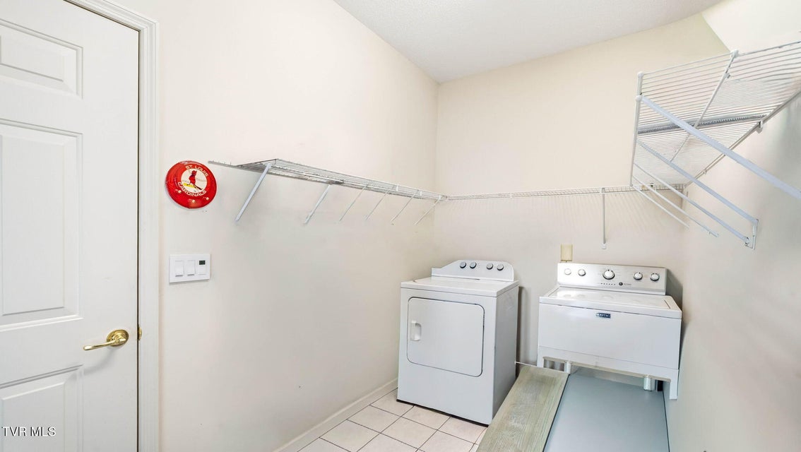 Photo #17: 1218 Glen Abbey Way