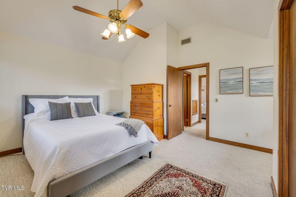 Photo #37: 150 Columbine Road