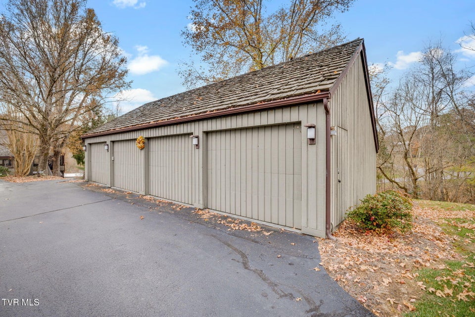 Photo #48: 150 Columbine Road