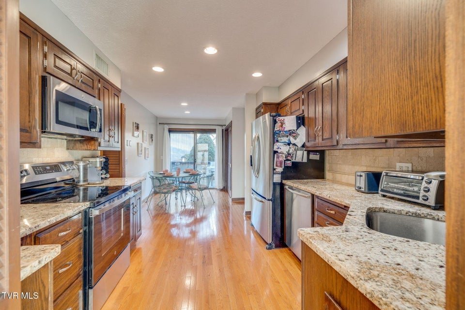 Photo #10: 150 Columbine Road