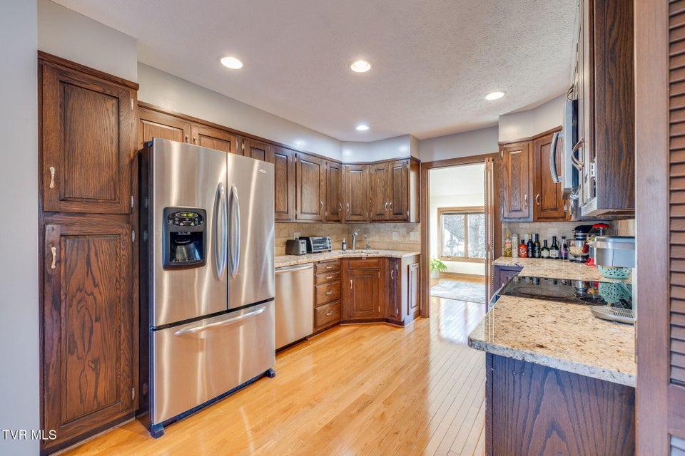 Photo #5: 150 Columbine Road