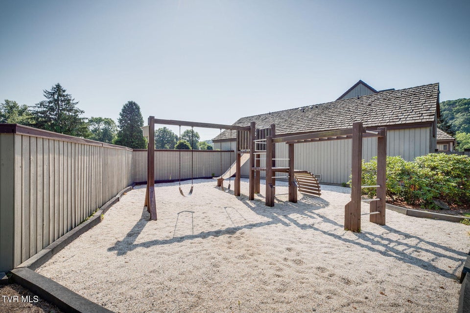 Photo #64: 150 Columbine Road