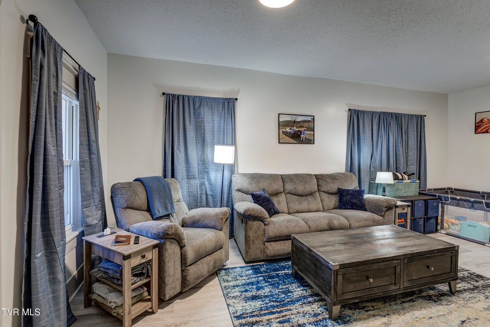 Photo #8: 220 New Avenue