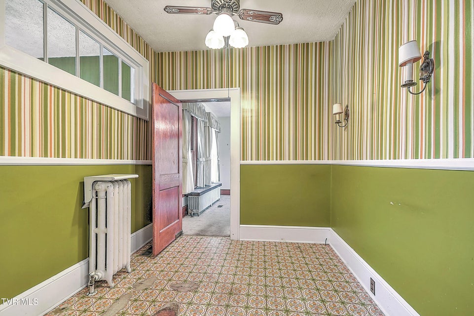 Photo #13: 724 Park Street