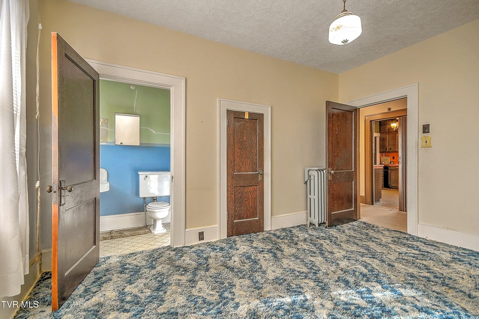 Photo #19: 724 Park Street