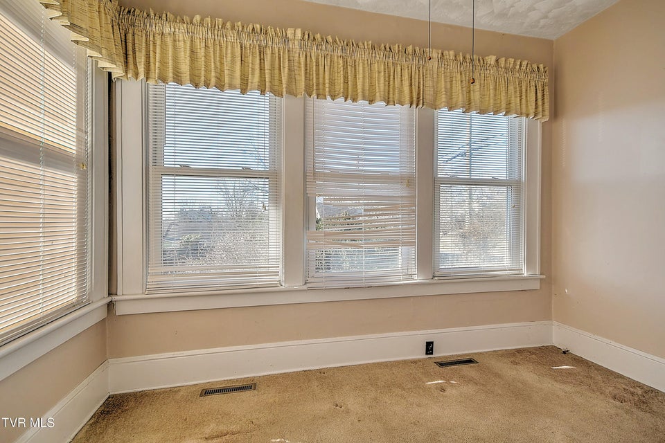 Photo #23: 724 Park Street