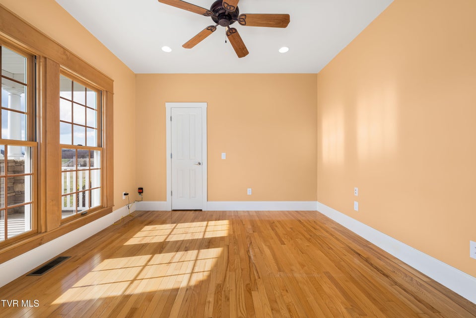 Photo #34: 287 Saylor Hill Road