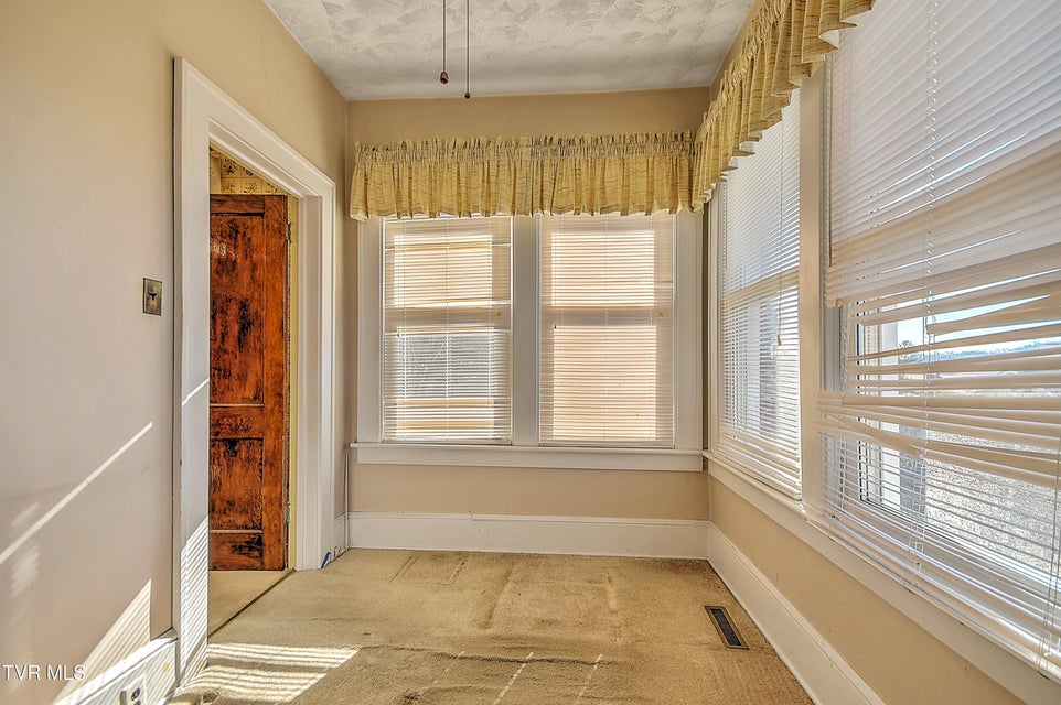 Photo #25: 724 Park Street