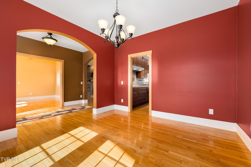 Photo #37: 287 Saylor Hill Road