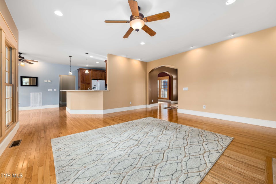 Photo #41: 287 Saylor Hill Road