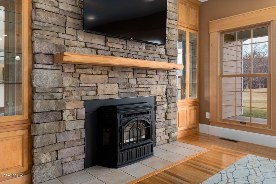 Photo #40: 287 Saylor Hill Road