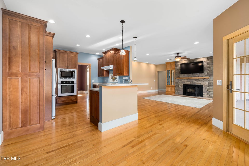 Photo #48: 287 Saylor Hill Road