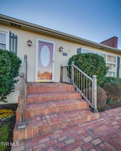 Photo #4: 317 Sunnybrook Drive