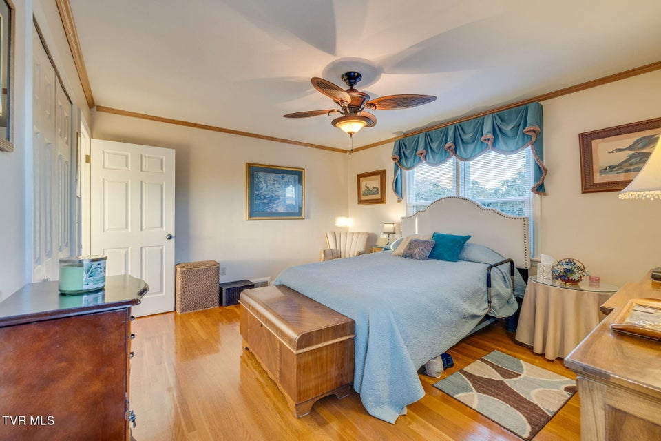 Photo #16: 317 Sunnybrook Drive