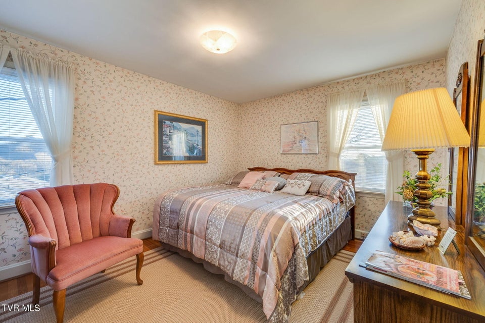 Photo #18: 317 Sunnybrook Drive