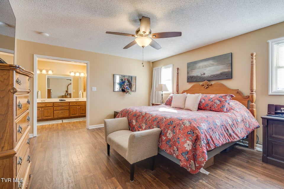 Photo #11: 205 Daytona Place