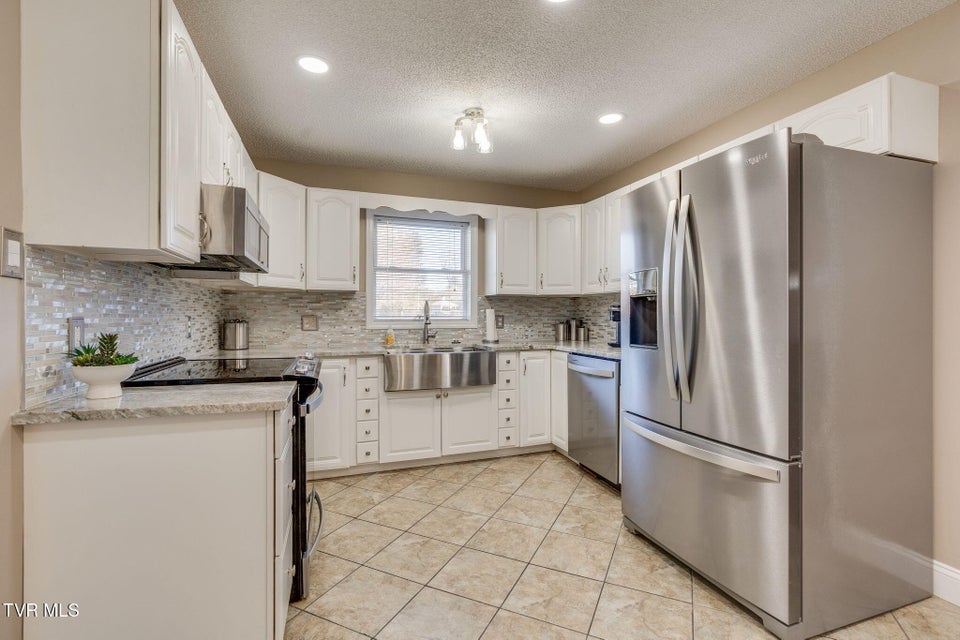 Photo #20: 205 Daytona Place