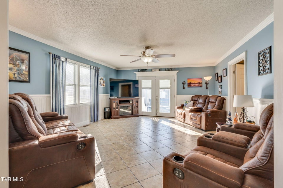 Photo #29: 205 Daytona Place