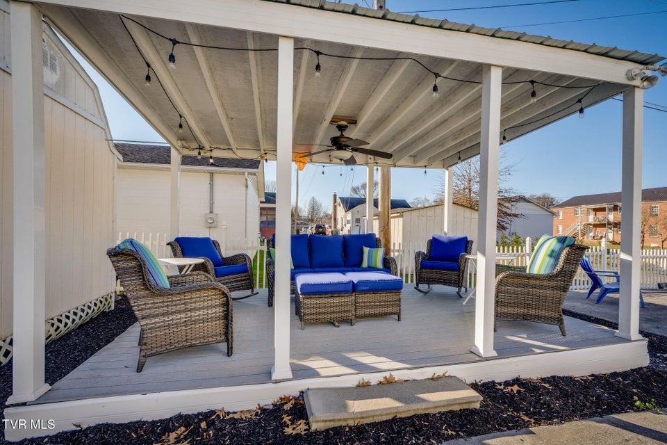 Photo #37: 205 Daytona Place