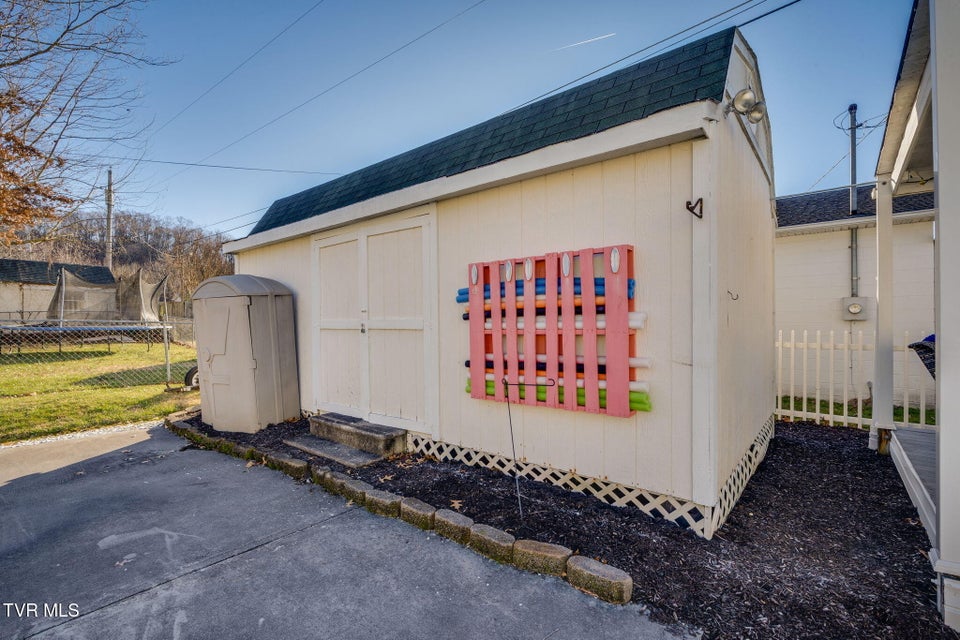 Photo #38: 205 Daytona Place