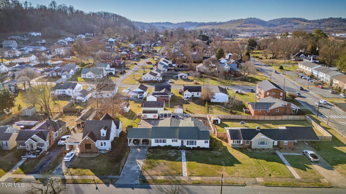 Photo #40: 205 Daytona Place