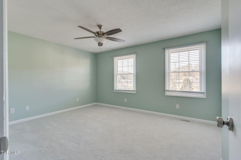 Photo #13: 2023 Weaver Pike