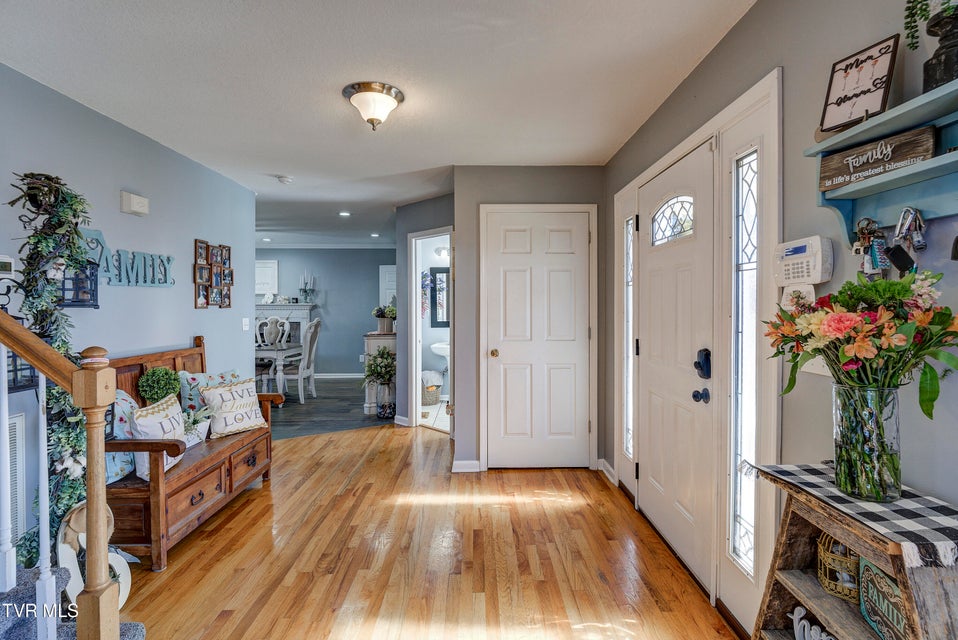 Photo #42: 308 Autumn Circle