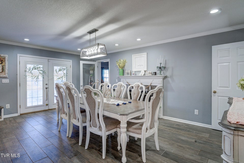 Photo #8: 308 Autumn Circle