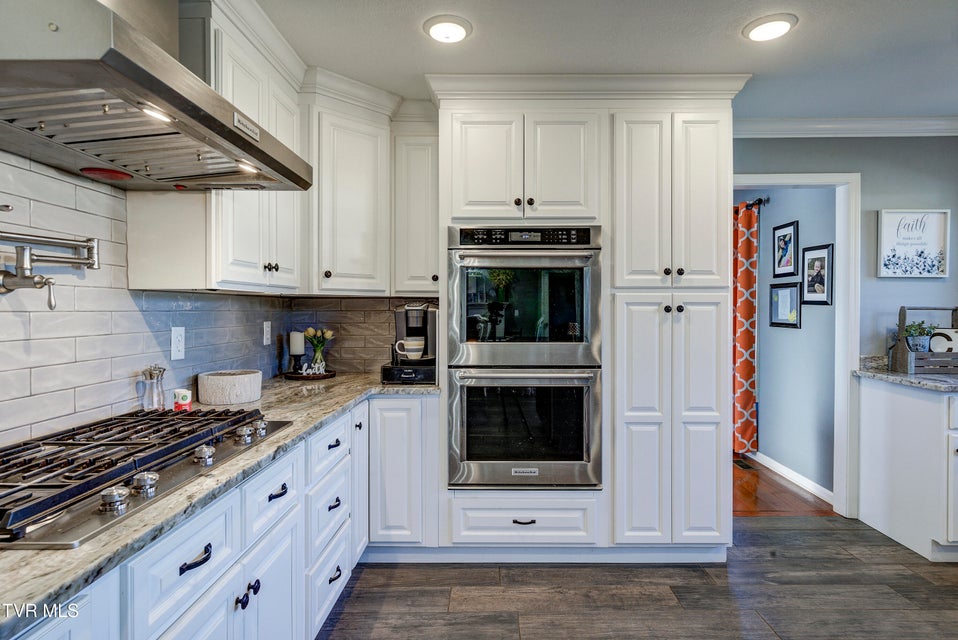 Photo #6: 308 Autumn Circle